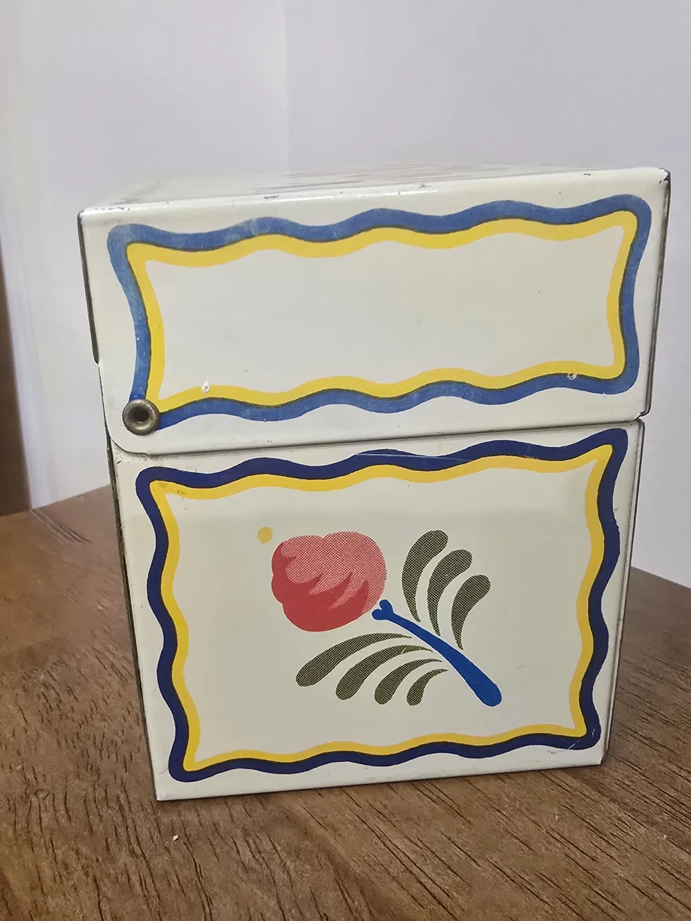 VTG 1950s Ohio Art Tin Litho Recipe Box Cream Dutch Floral Folk Art Mid Century